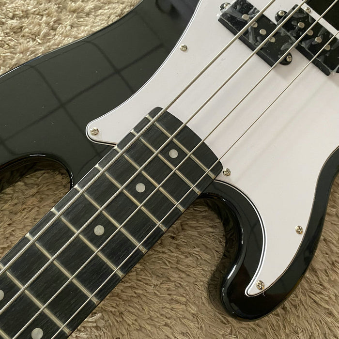 Electric Bass Guitar on Sale (045)