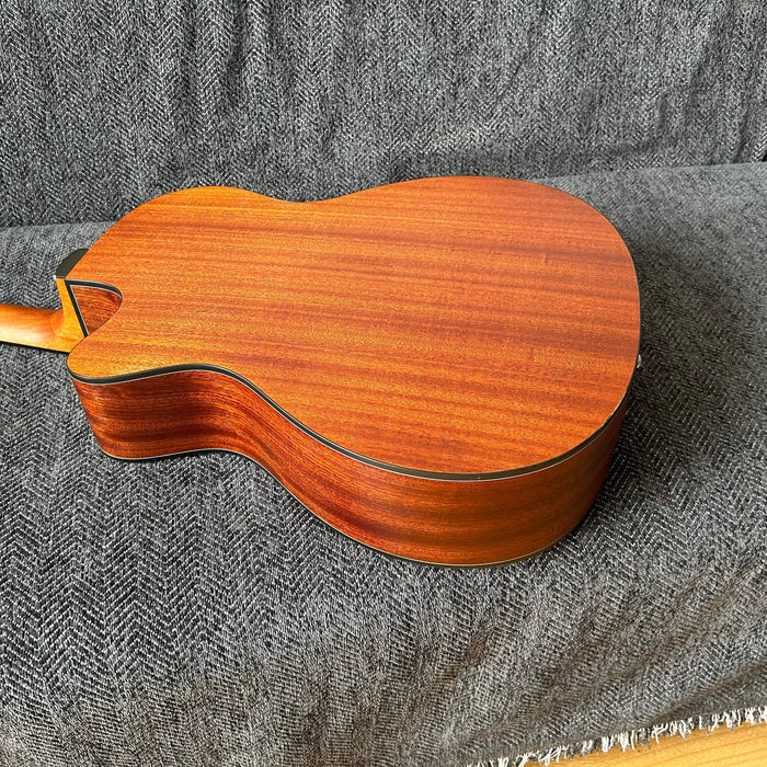 40 Inch Acoustic Guitar with Raindrop Sound Hole (Shanghai Music Show Sample LG-05)