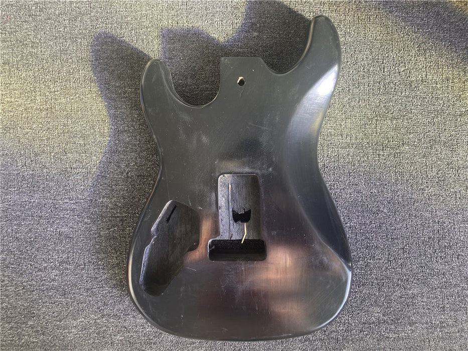 Free Electric Guitar / Bass Guitar Body (B Level, 0413)