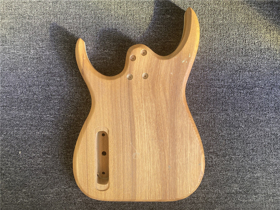 Free Electric Guitar / Bass Guitar Body (B Level, 0417)