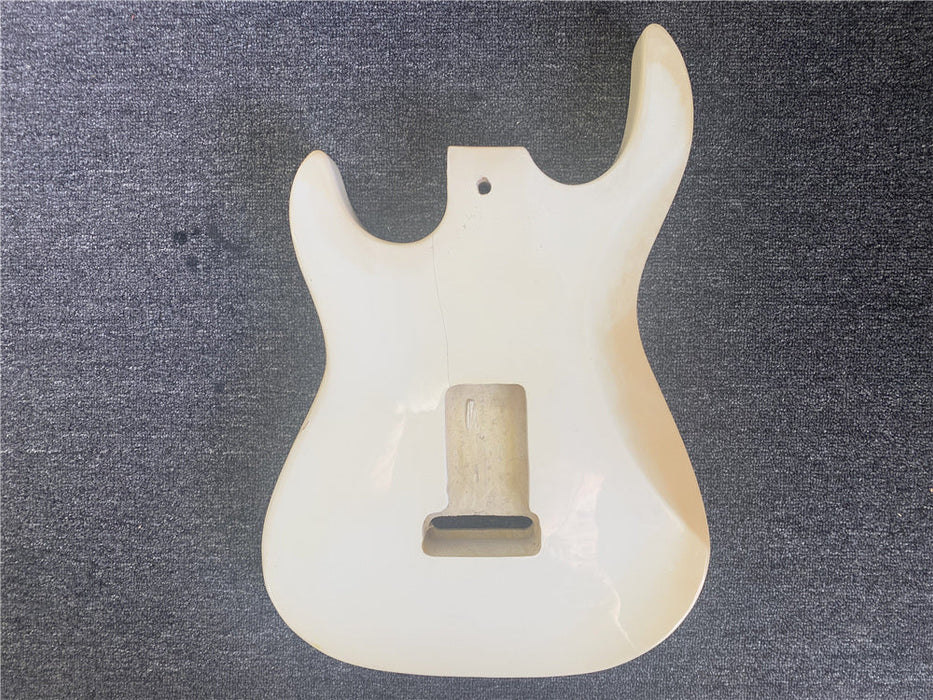 Free Electric Guitar / Bass Guitar Body (B Level, 0428)
