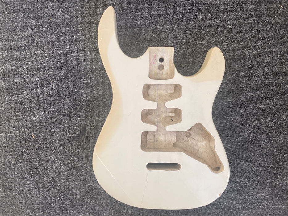 Free Electric Guitar / Bass Guitar Body (B Level, 0434)