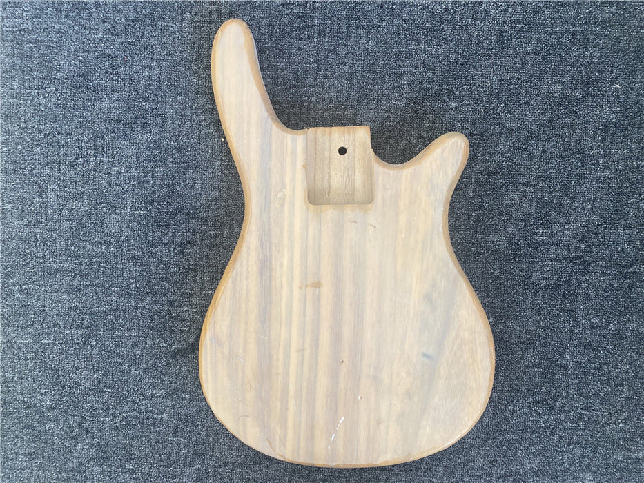 Free Electric Guitar / Bass Guitar Body (B Level, 0437)