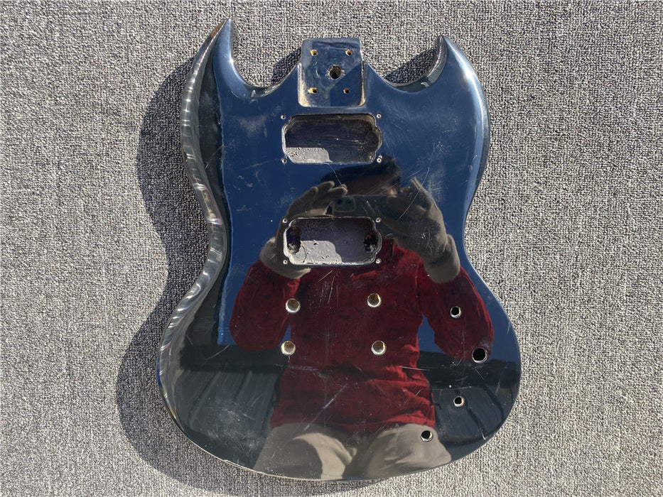Free Electric Guitar / Bass Guitar Body (B Level, 0471)