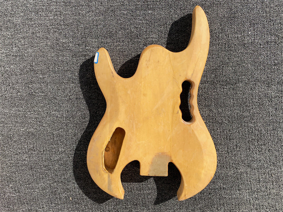 Free Electric Guitar Body / Bass Guitar Body (B Level, 0585)
