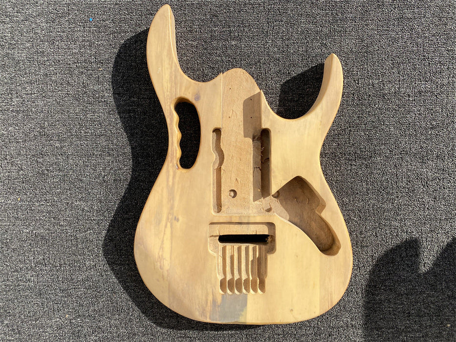 Free Electric Guitar Body / Bass Guitar Body (B Level, 0593)