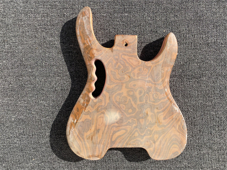 Free Electric Guitar Body / Bass Guitar Body (B Level, 0597)