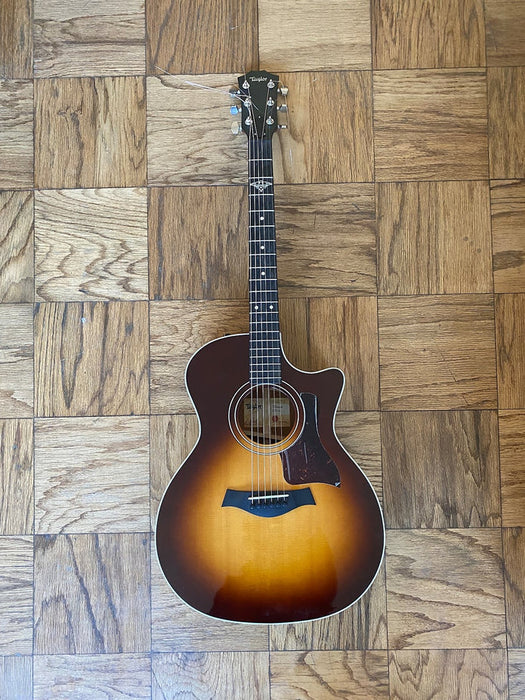 Custom Design Acoustic Guitar (2023-07-15)