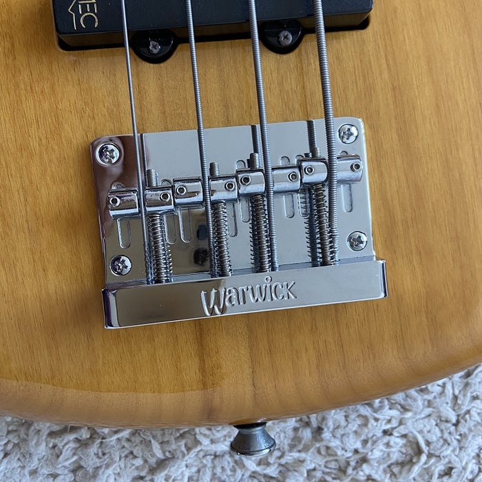 Electric Bass Guitar on Sale (004)
