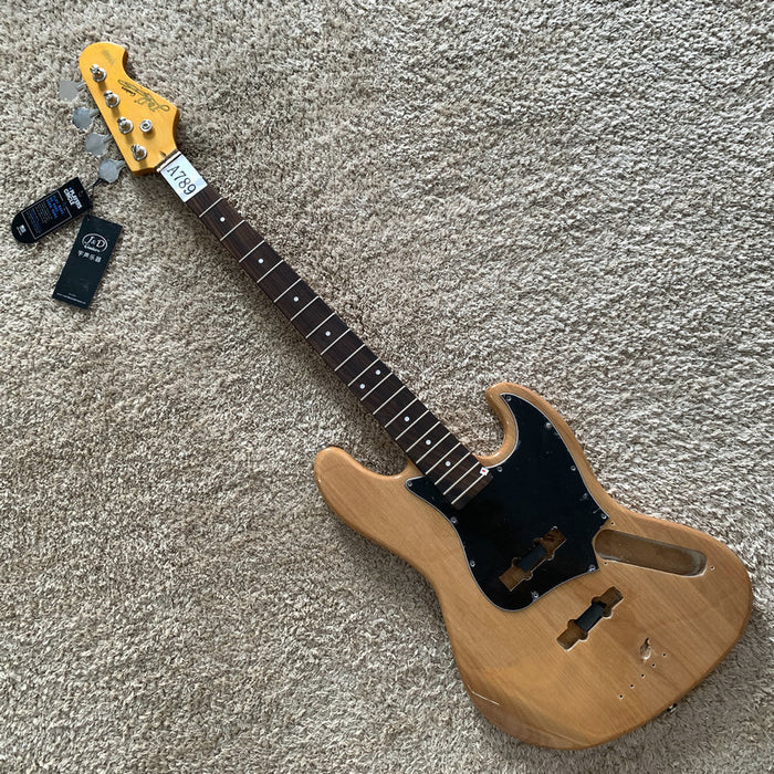 Electric Bass Guitar on Sale (084)