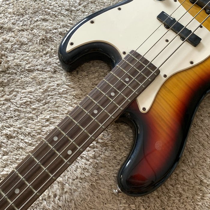 Electric Bass Guitar on Sale (095)