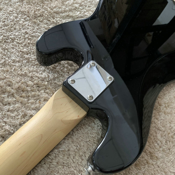 Electric Bass Guitar on Sale (098)