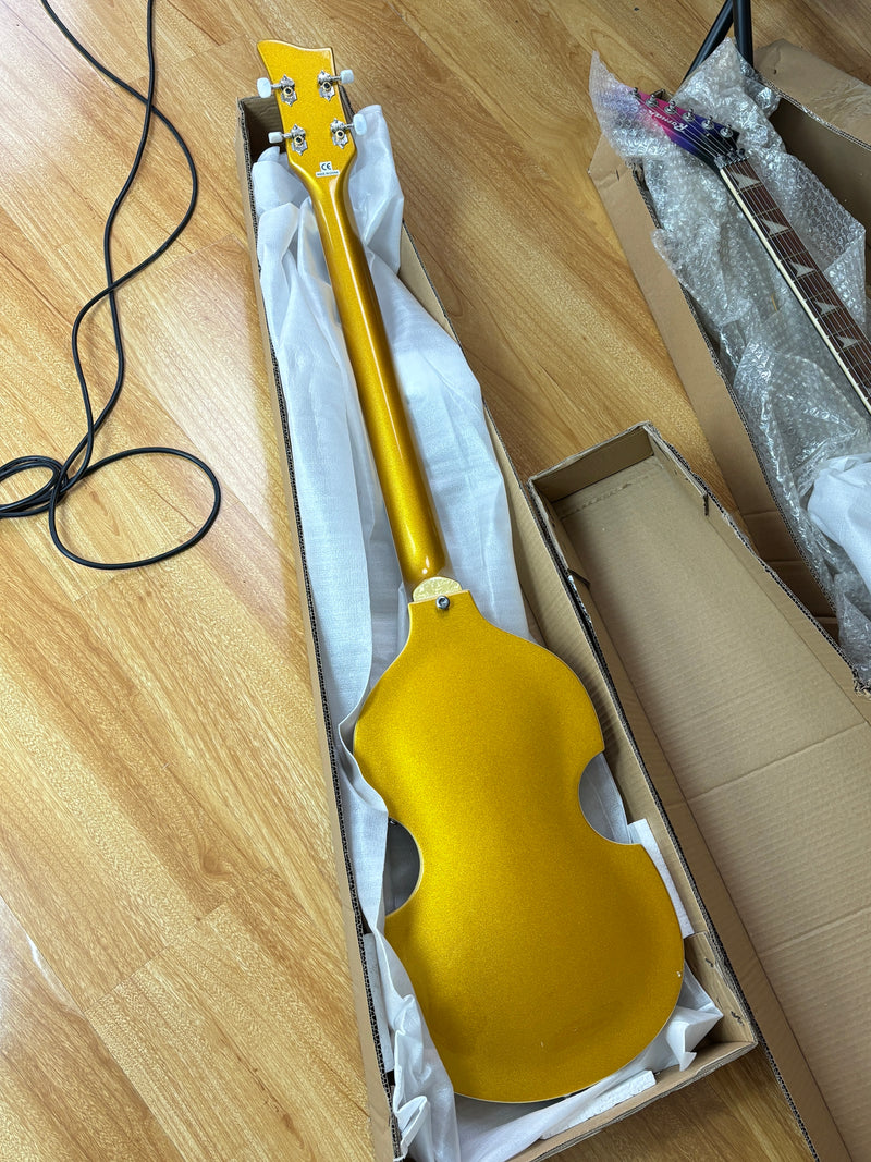 4-String Violin-Shaped Electric Bass Guitar with Gold Gloss Metallic Finish (HY-2515)