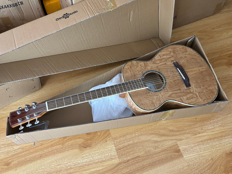 40 Inch Tamo Ash Body Acoustic Guitar with Gloss Finish (TY-015)