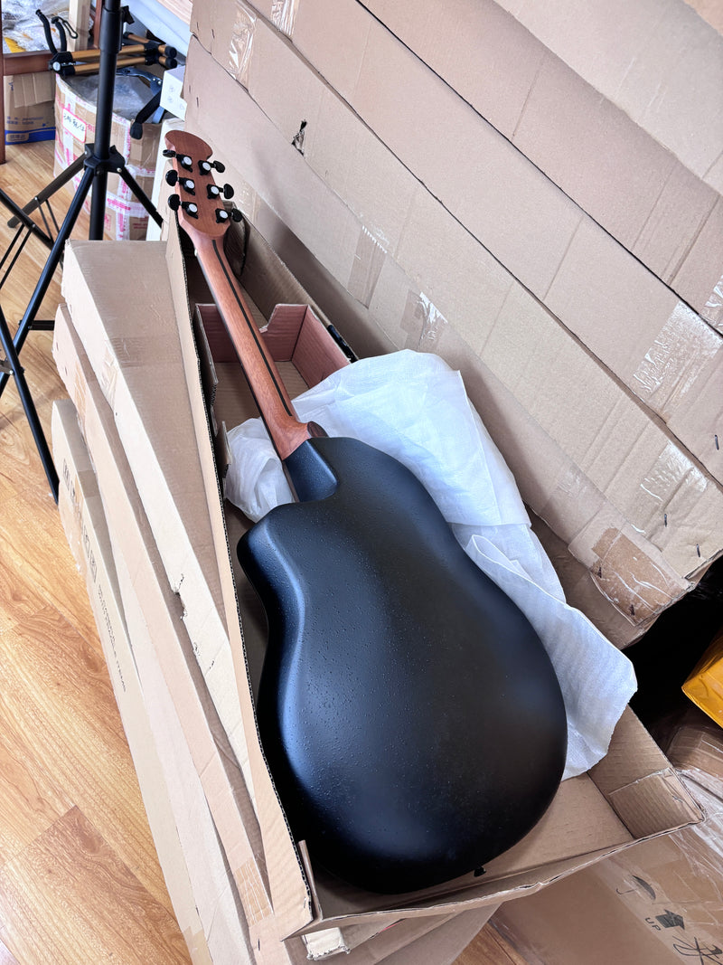 41-inch Roundback Acoustic Guitar with Black Gloss Finish (YMZ-274)