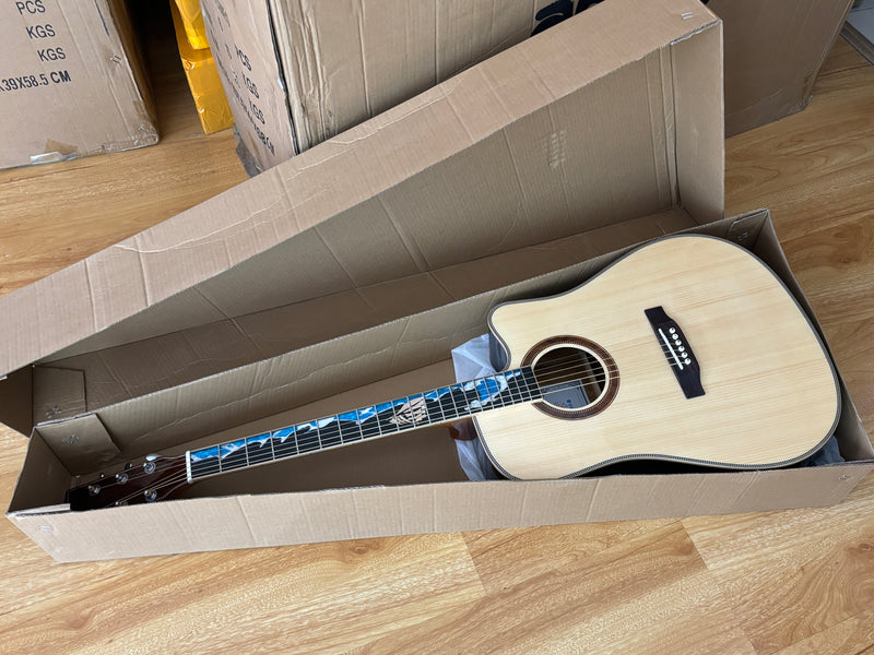 41-inch Solid Spruce Top Acoustic Guitar with Gloss Finish (TY-008)