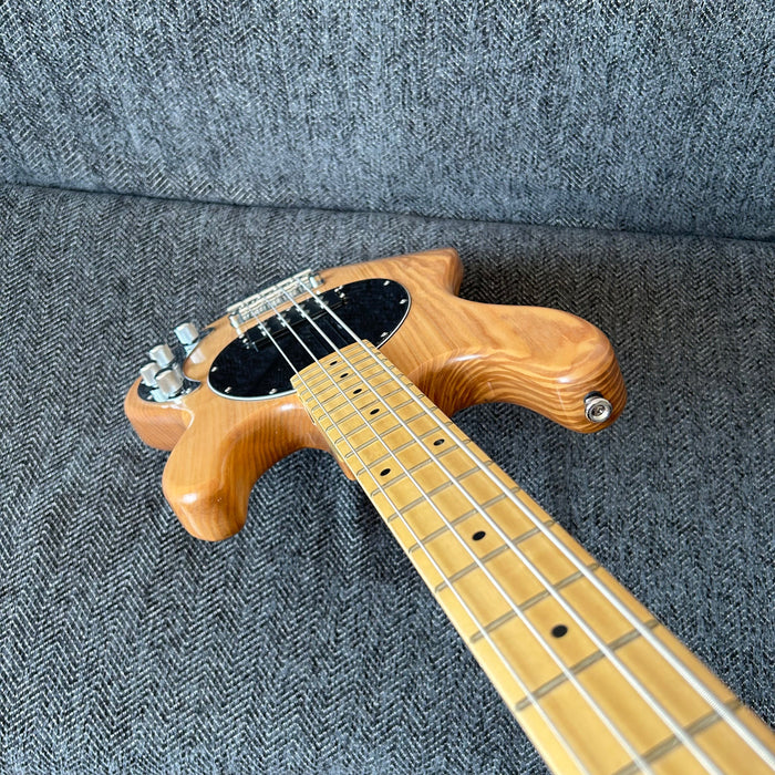 4 Strings Ash Body Electric Bass Guitar (GKS-014)