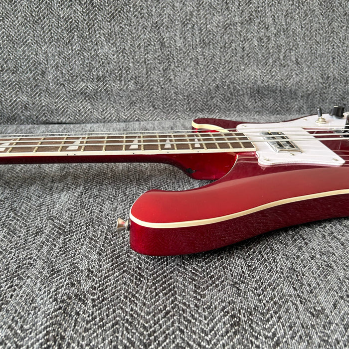 4 Strings Rick Style Bass Guitar with Metallic Red Finish (GKS-008)