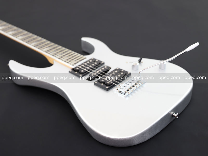 6-String Silver Metallic Finish Electric Guitar with Single-Direction Tremolo (YMZ-266)