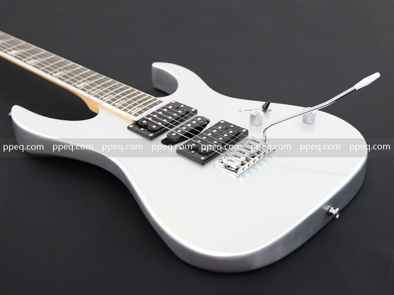 6-String Silver Metallic Finish Electric Guitar with Single-Direction Tremolo (YMZ-266)