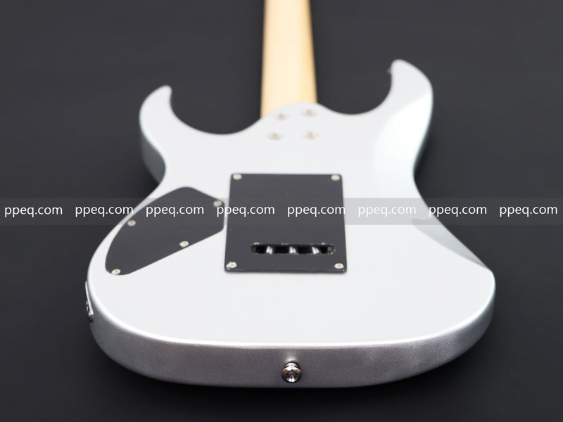 6-String Silver Metallic Finish Electric Guitar with Single-Direction Tremolo (YMZ-266)