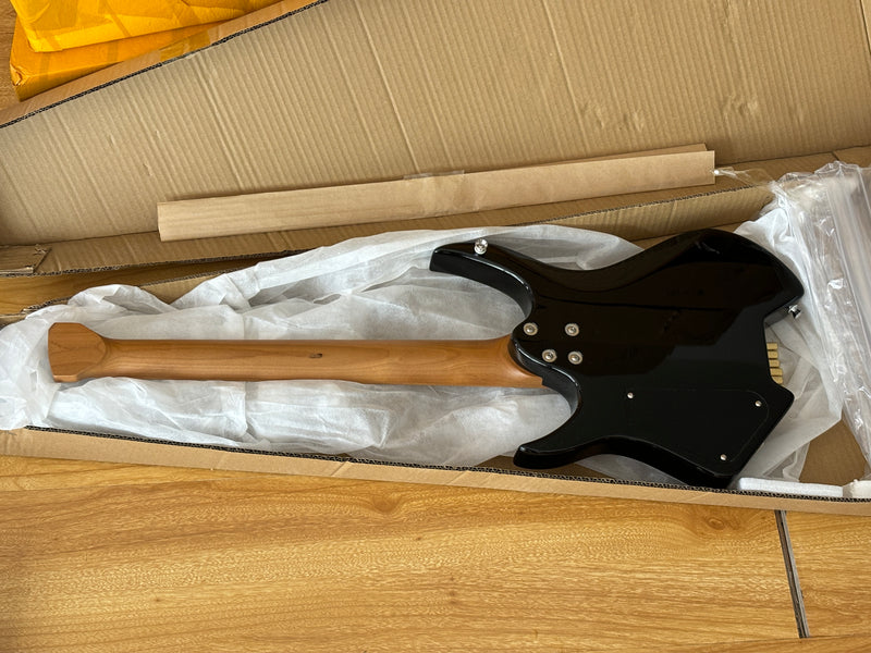 6-String Headless Electric Guitar with Roasted Maple Neck (HYH-001)