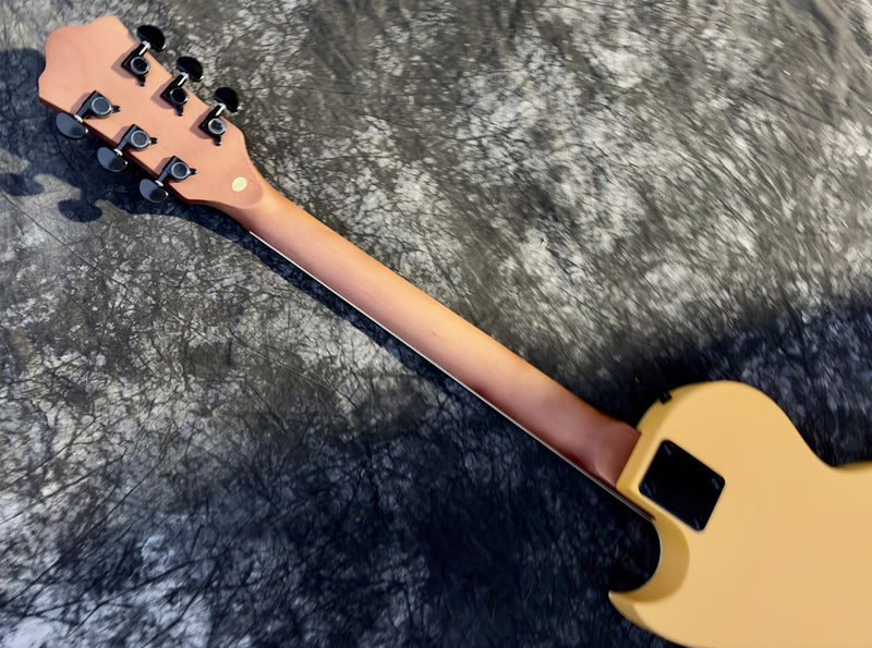 Classic LP Style Single-Cutaway Electric Guitar with Bright TV Yellow Finish (YMZ-258X)