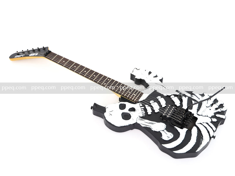 Custom 3D Carved Skull & Bones Electric Guitar (C1610)