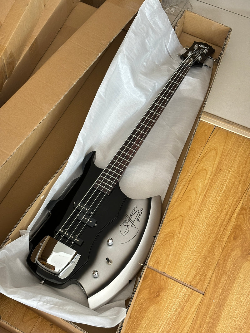 GS-AXE-2 Gene Simmons Signature Style 4-String Axe Bass Guitar (PNY-006)