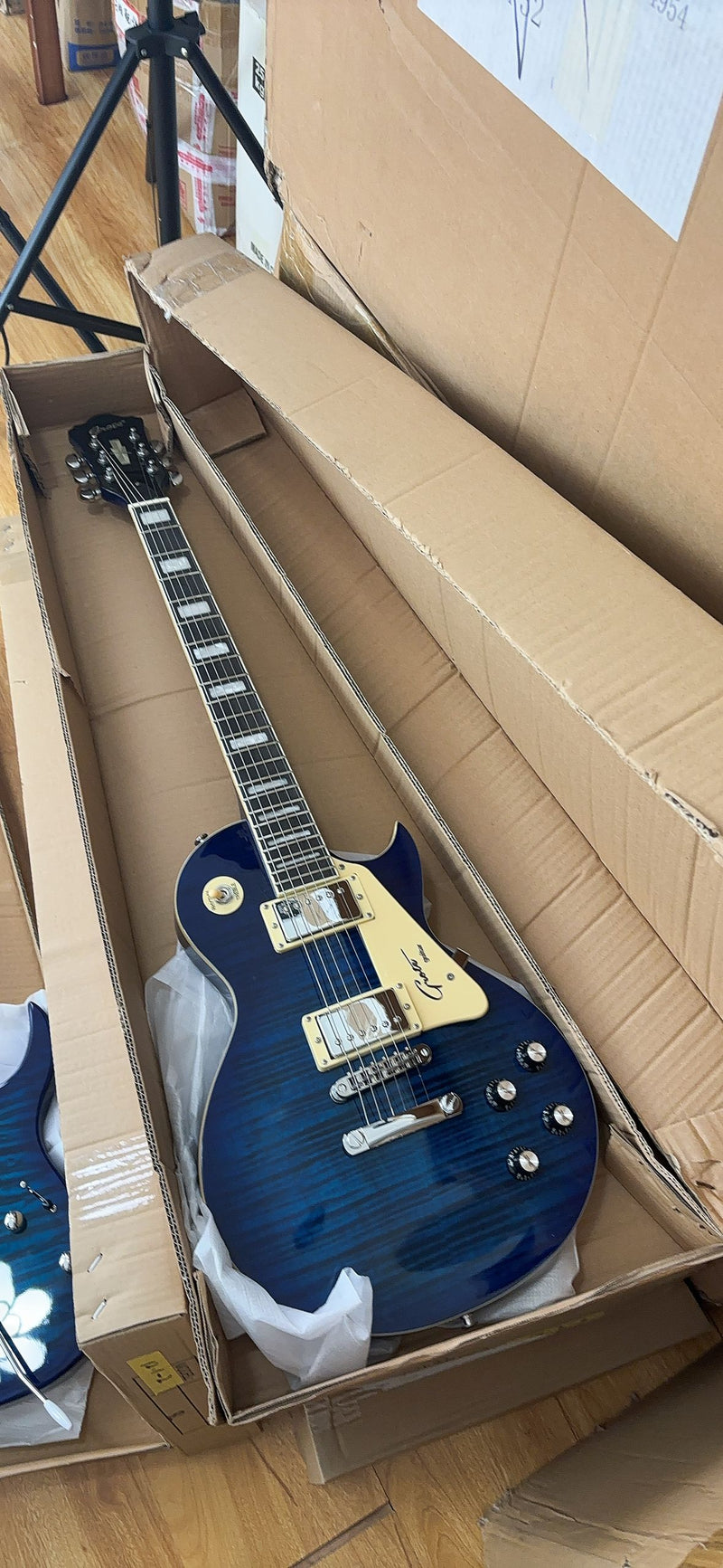LP Style Electric Guitar with Modern Headstock & Blue Gloss Finish (YMZ-268)