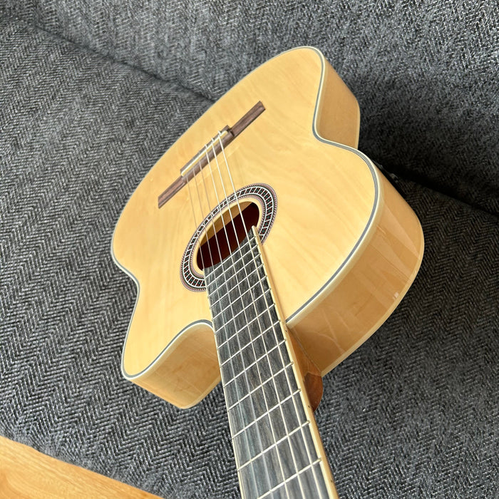 39 Inch Slim Classical Guitar with LED EQ (QCG2302)