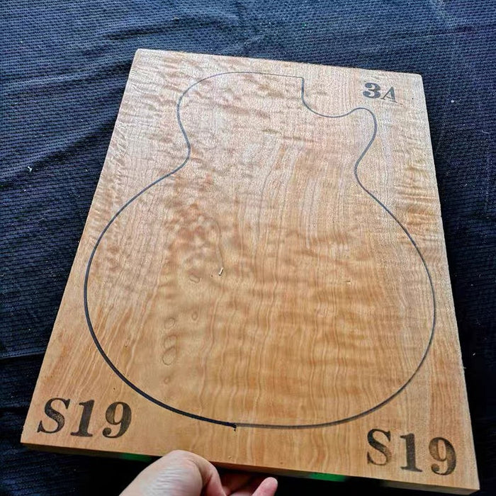 Solid Wood Quilted Maple Top (500*380*25 mm)