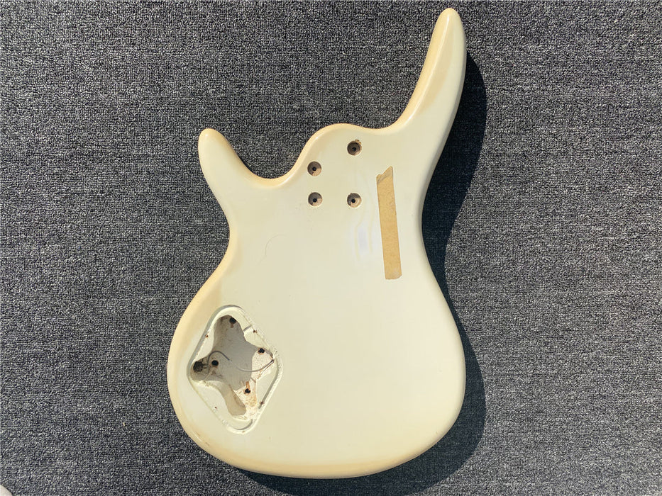 Free Electric Guitar / Bass Guitar Body (B Level, 0131)