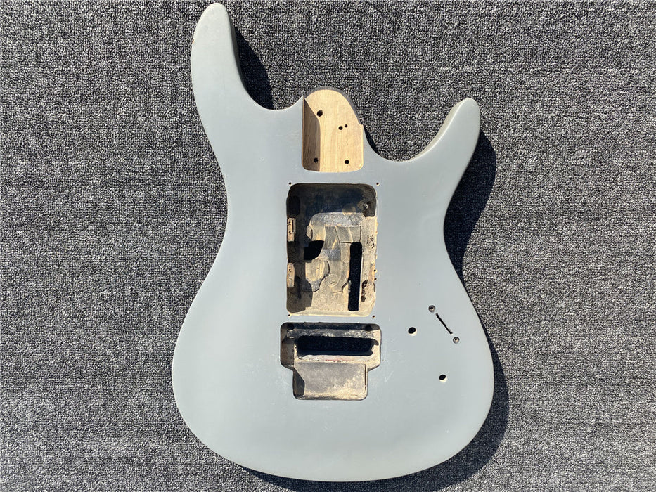 Free Electric Guitar / Bass Guitar Body (B Level, 0137)