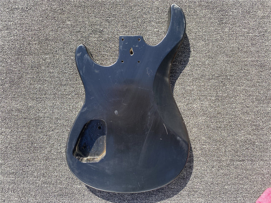 Free Electric Guitar / Bass Guitar Body (B Level, 0161)