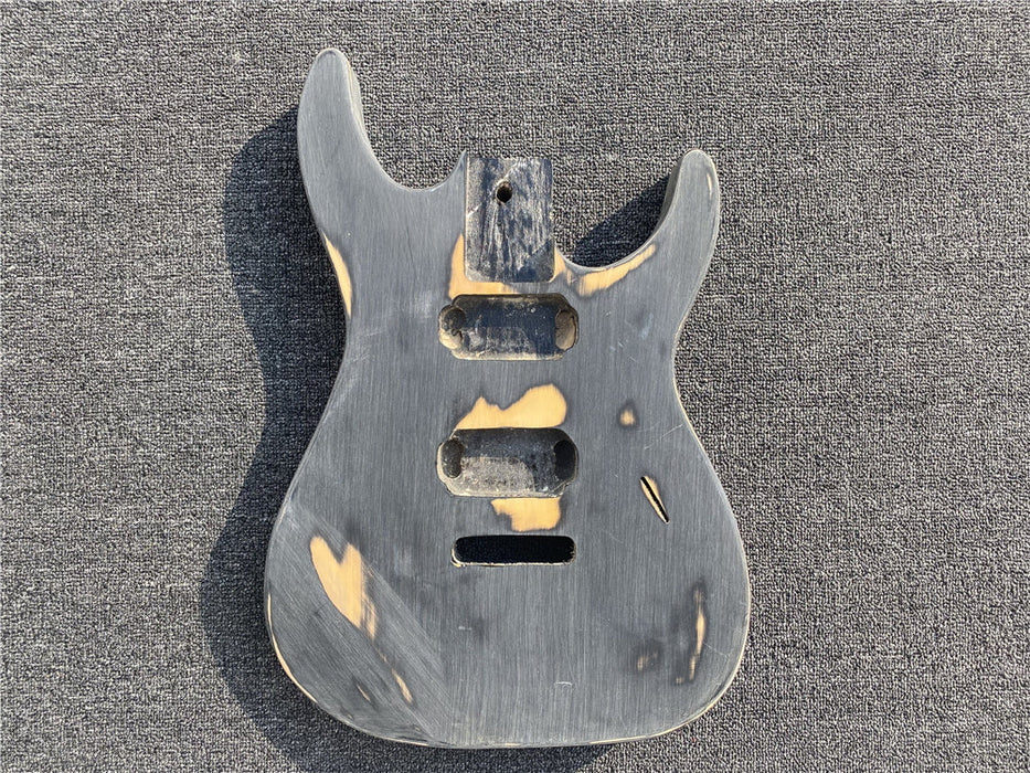 Free Electric Guitar / Bass Guitar Body (B Level, 0285)