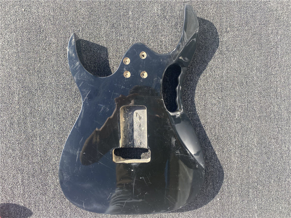 Free Electric Guitar / Bass Guitar Body (B Level, 0173)