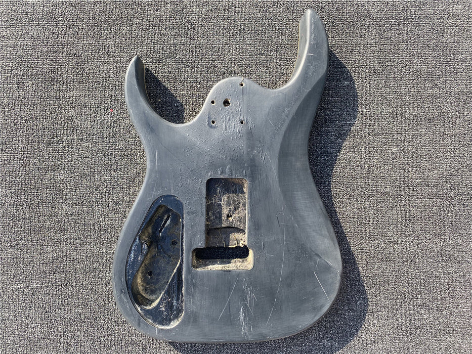 Free Electric Guitar / Bass Guitar Body (B Level, 0202)