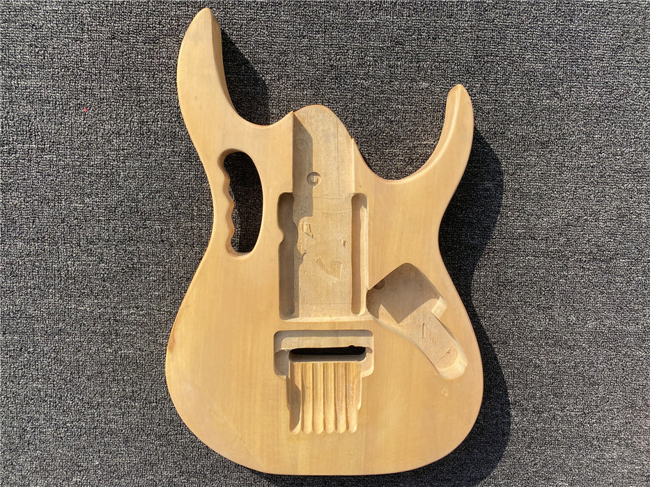 Free Electric Guitar / Bass Guitar Body (B Level, 0206)