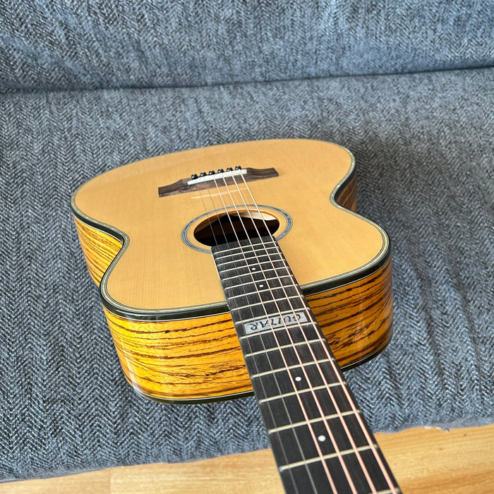 38 Inch Solid Spruce Acoustic Guitar (Shanghai Music Show Sample, JN350)