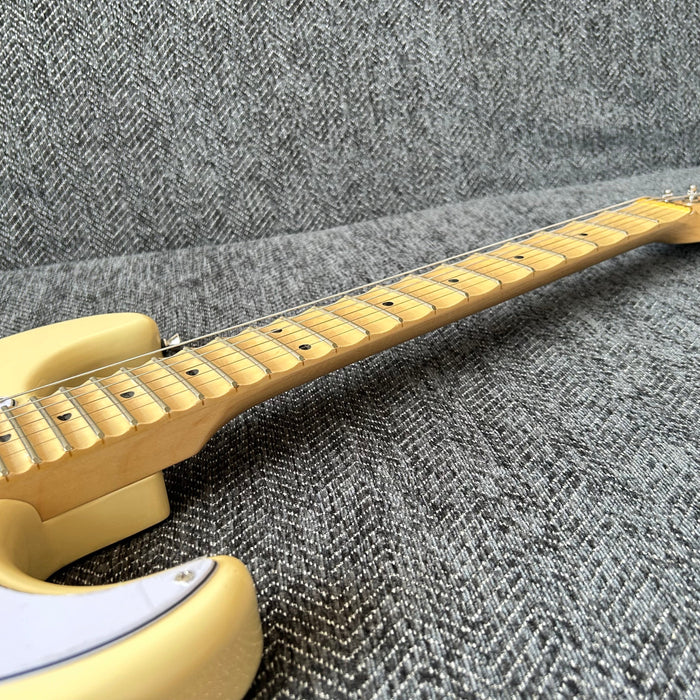 ST Style Electric Guitar with Scalloped Fingerboard (GKS-011)