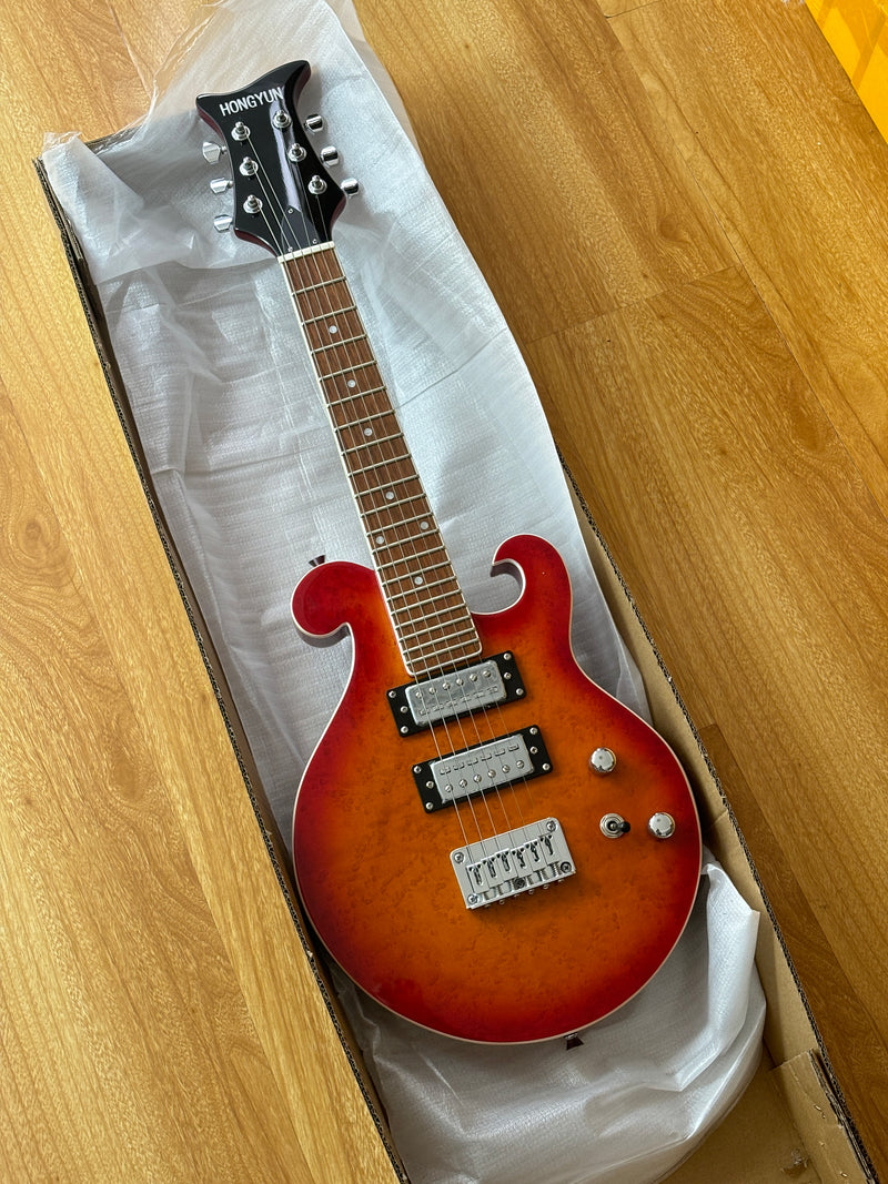 Shorty Solid Body Electric Guitar with AAA Birdseye Maple Veneer (HY-2527)