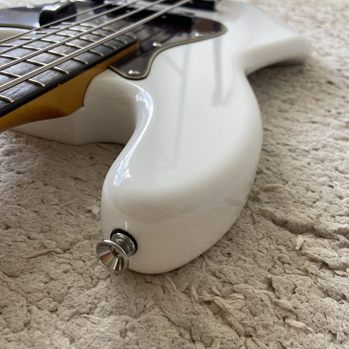 Electric Bass Guitar on Sale (024)