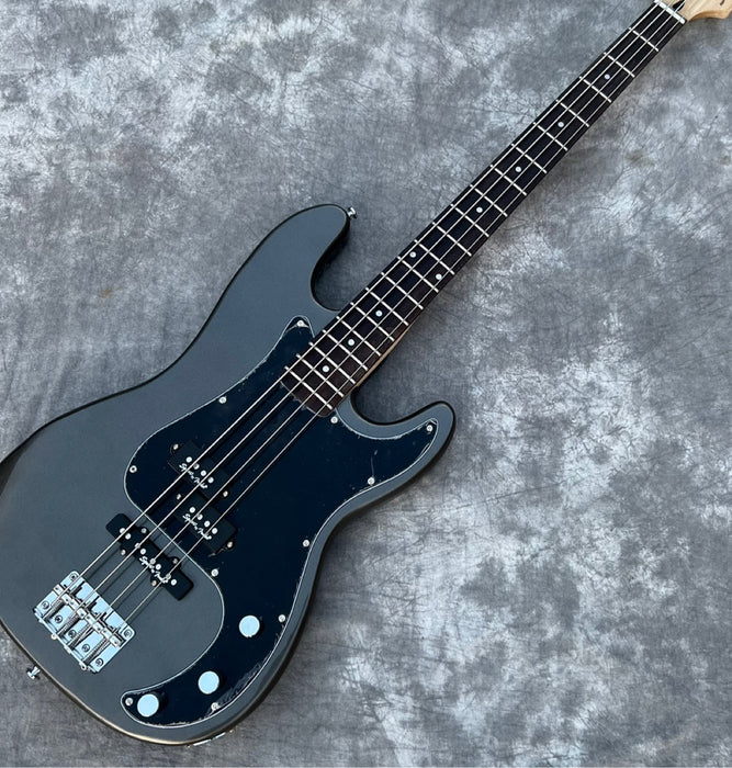 Electric Bass Guitar on Sale (038)