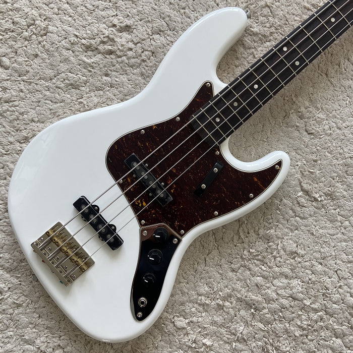 Electric Bass Guitar on Sale (024)