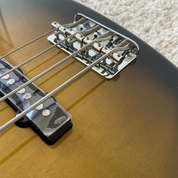 Electric Bass Guitar on Sale (002)