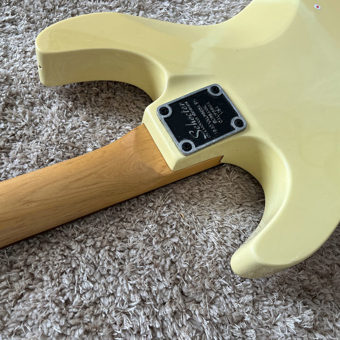 Electric Guitar on Sale (200)