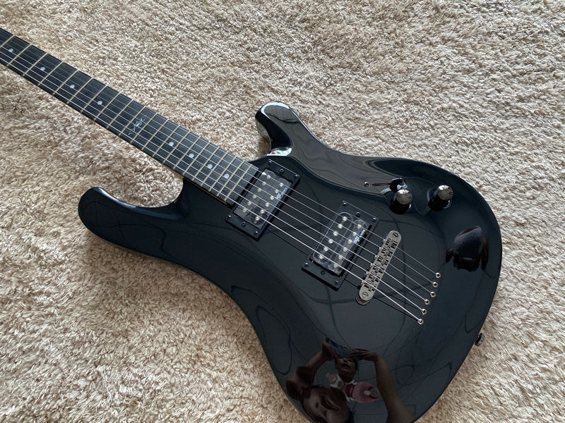 Electric Guitar on Sale (323)