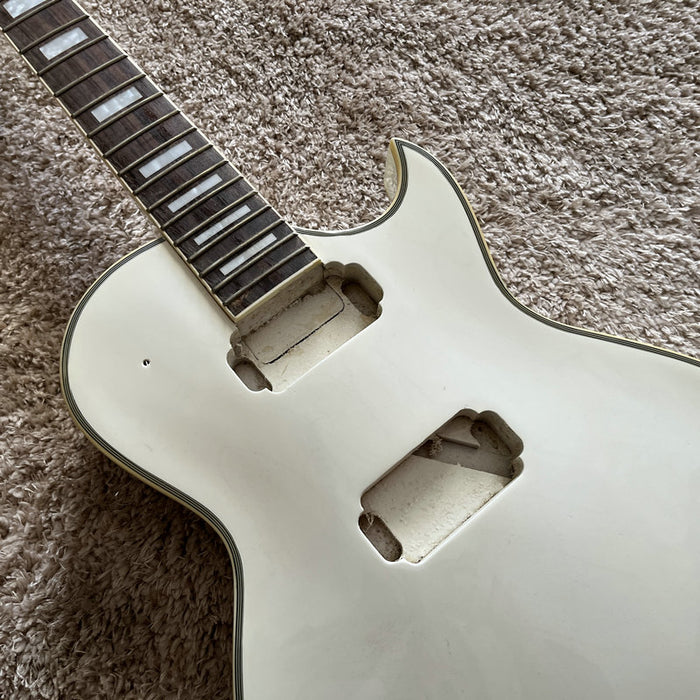 Electric Guitar on Sale (180)