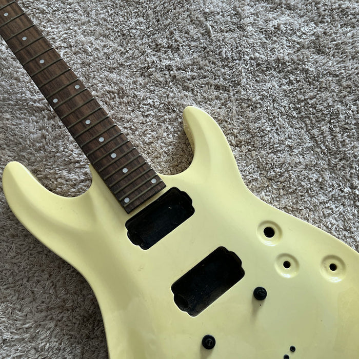 Electric Guitar on Sale (200)